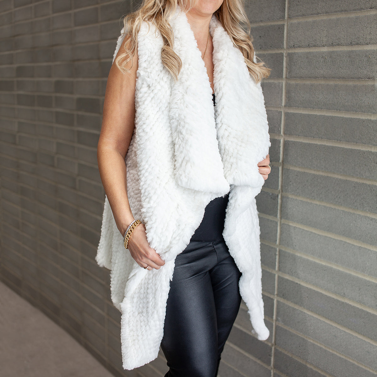 ESMOK A line fur vest beige 新品タグ付き A line fur vest beige | ESMOK